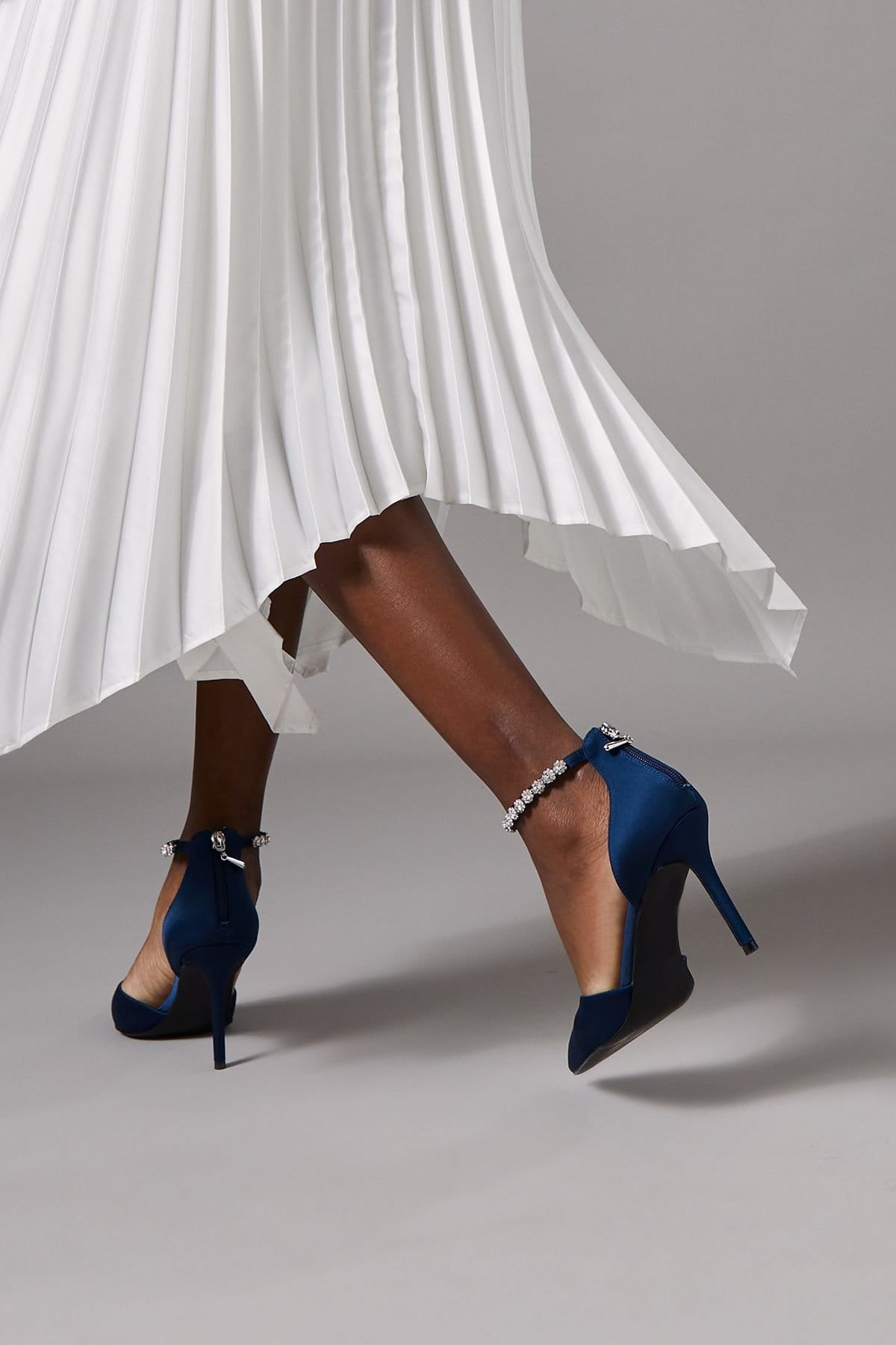 Coast Coast Women's Wide Fit Tatiana Satin Jewelled Anklet High Stiletto Court Shoes in Navy - 4