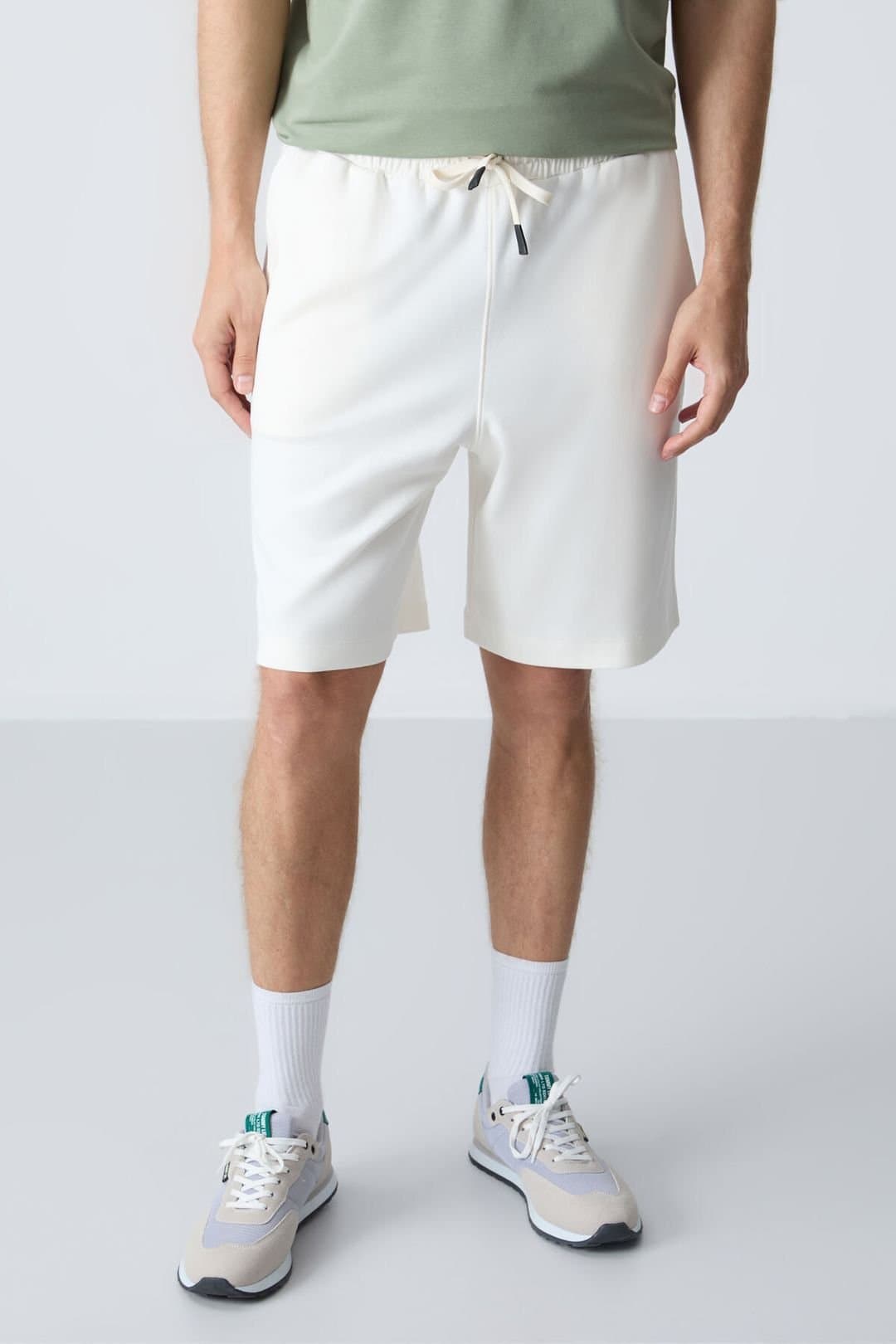 Tommy Life Tommy Life Men's Cotton-Blend Sweat Shorts in White
