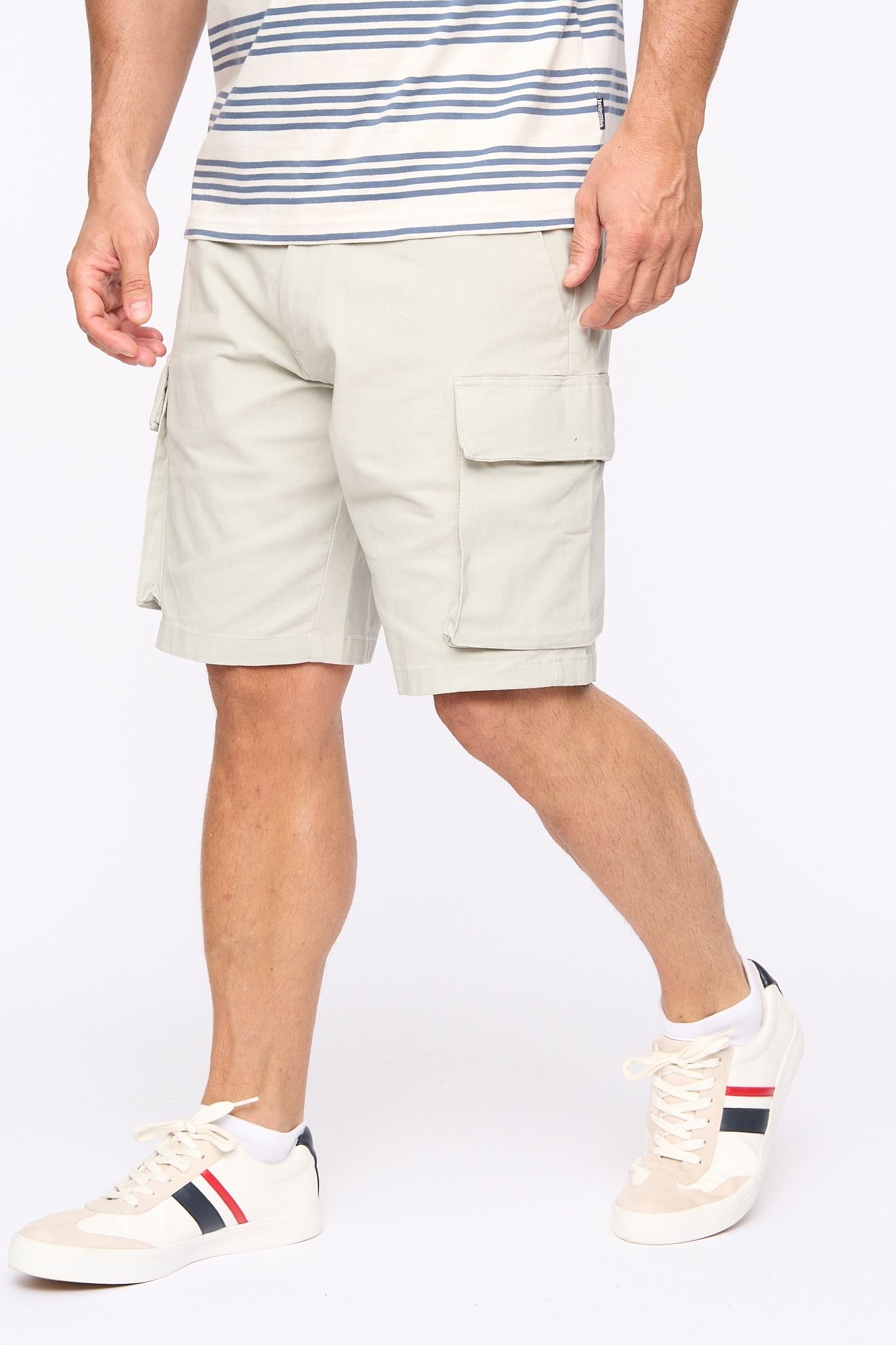 Bewley&Ritch Bewley&Ritch Men's Seaford Cotton Stretch Regular Fit Multi-Pocket Cargo Shorts in Light Grey - 4
