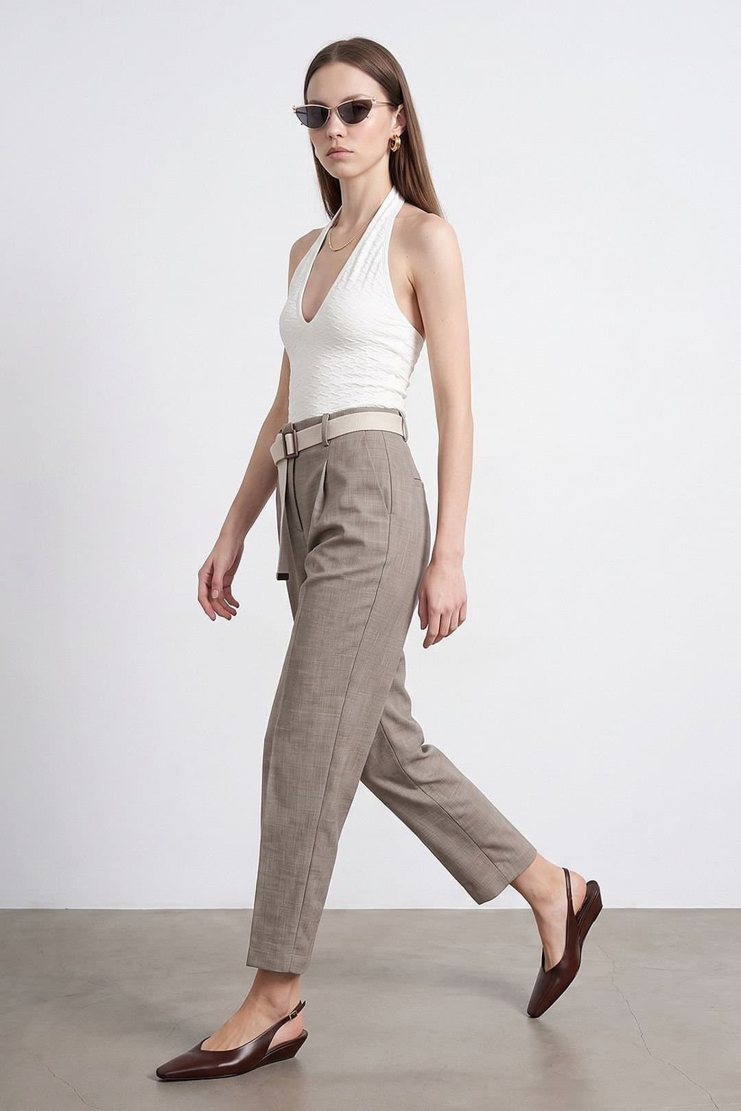 Dilvin Dilvin Women's Belted Straight-leg Ankle Trousers in Stone