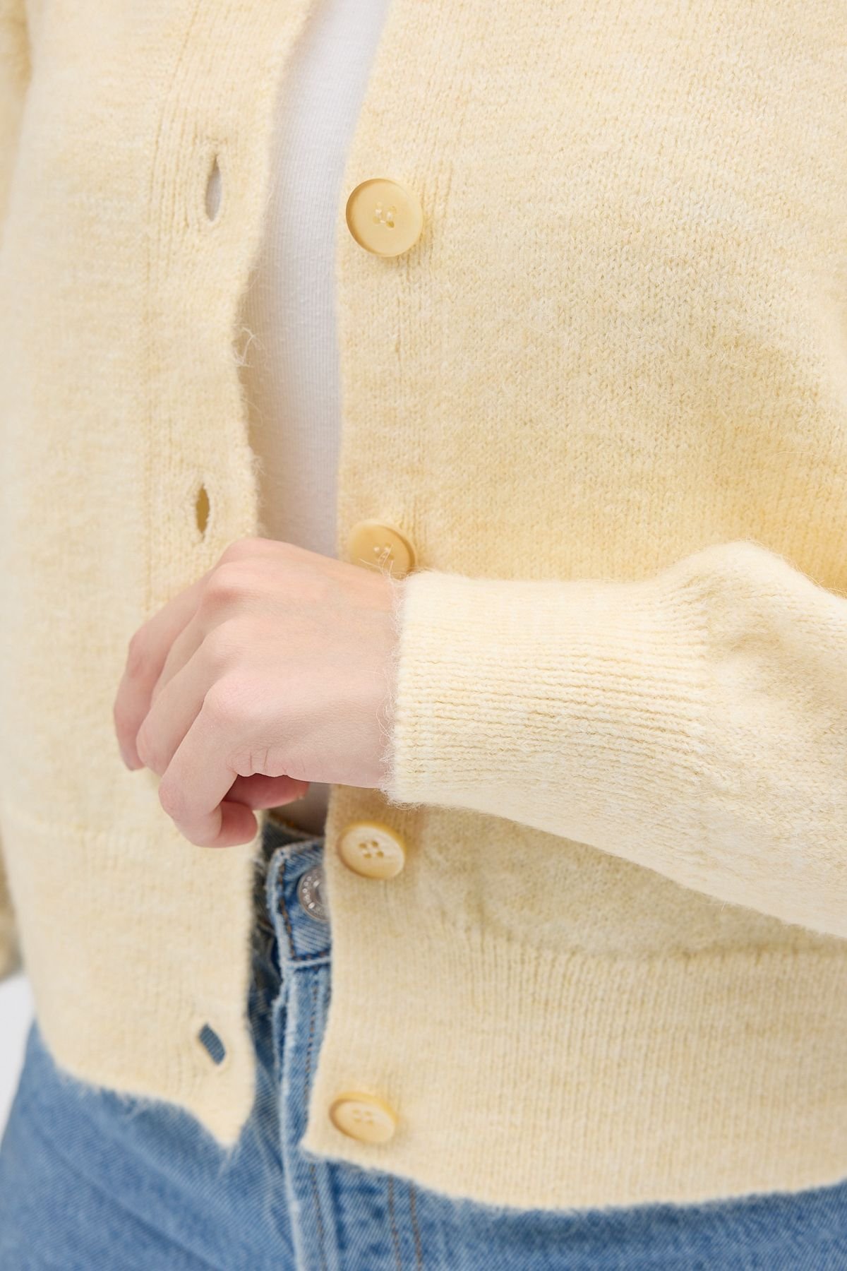 Dexia Dexia Women's Sophisticated Cardigan with Effortless Style in Ecru - 4