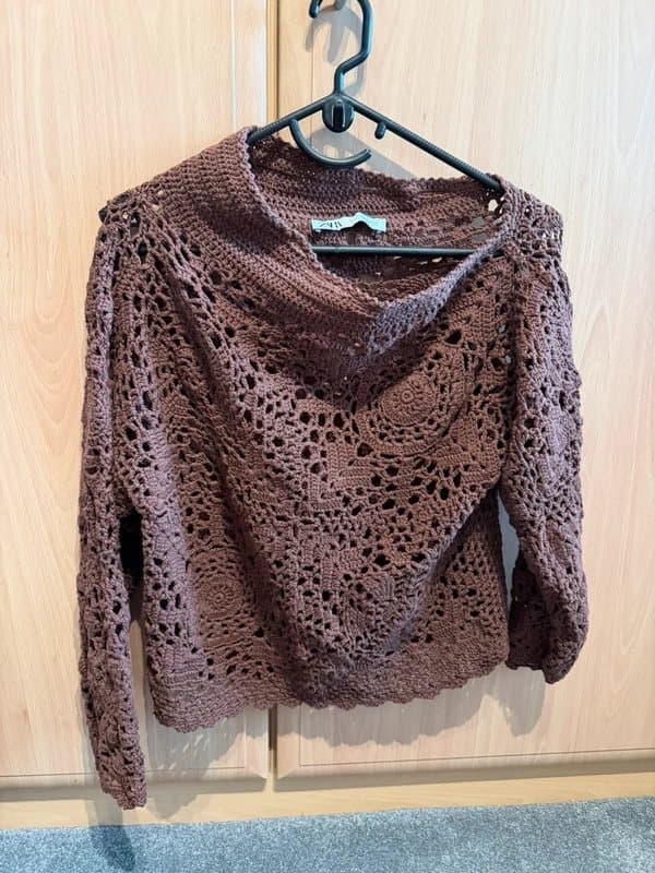 Zara Zara brown off should knotted jumper