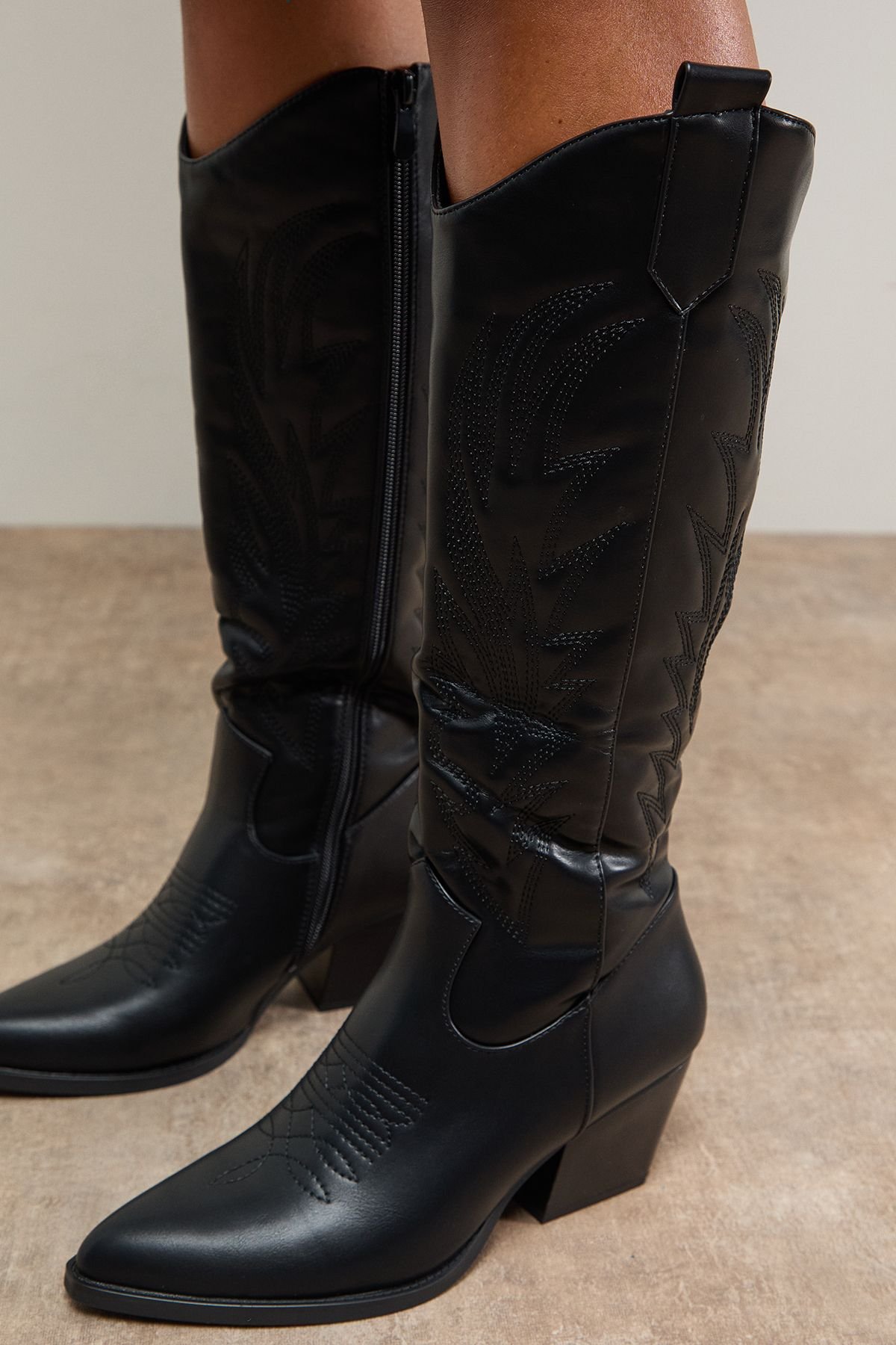 Oasis Oasis Women's Tammi Faux Leather Western Knee-High Cowboy Boots in Black - 3