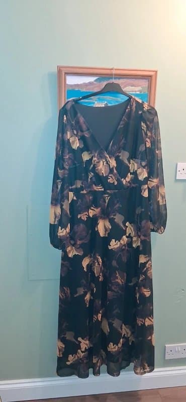 Shein Long/maxi chiffon dress size 20/22 3 xl