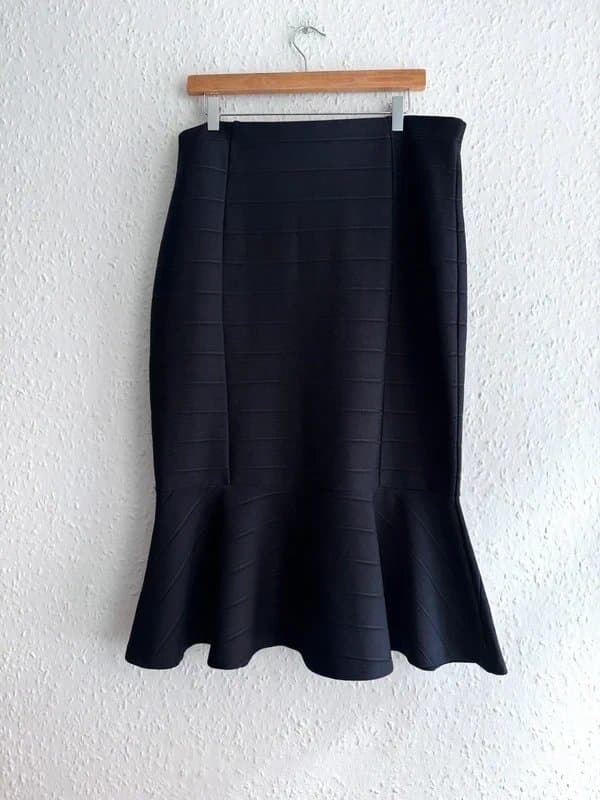 Marks & Spencer M&S Navy Textured Fluted Hem Midi Bodycon Skirt UK 18