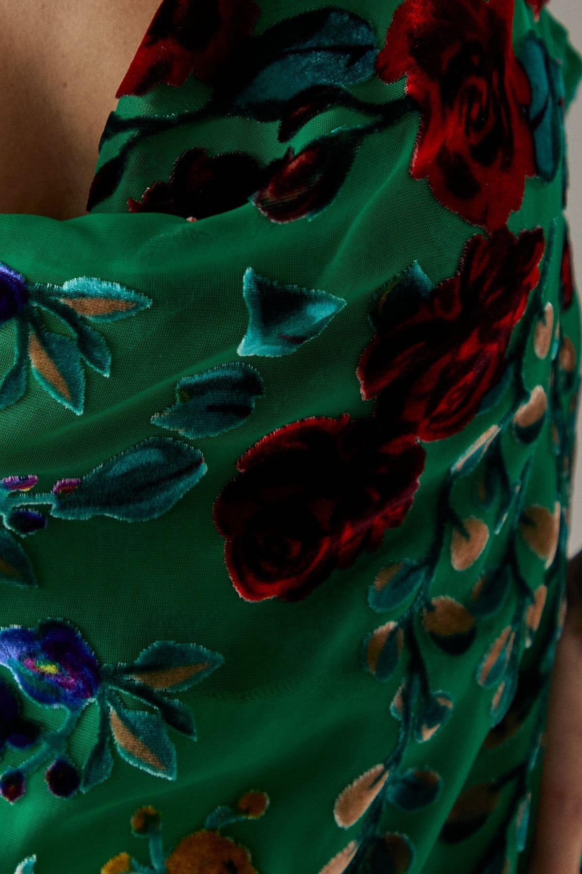 Warehouse Warehouse Women's Premium Burnout Cowl Neck Strappy Midi Slip Dress in Green - 4