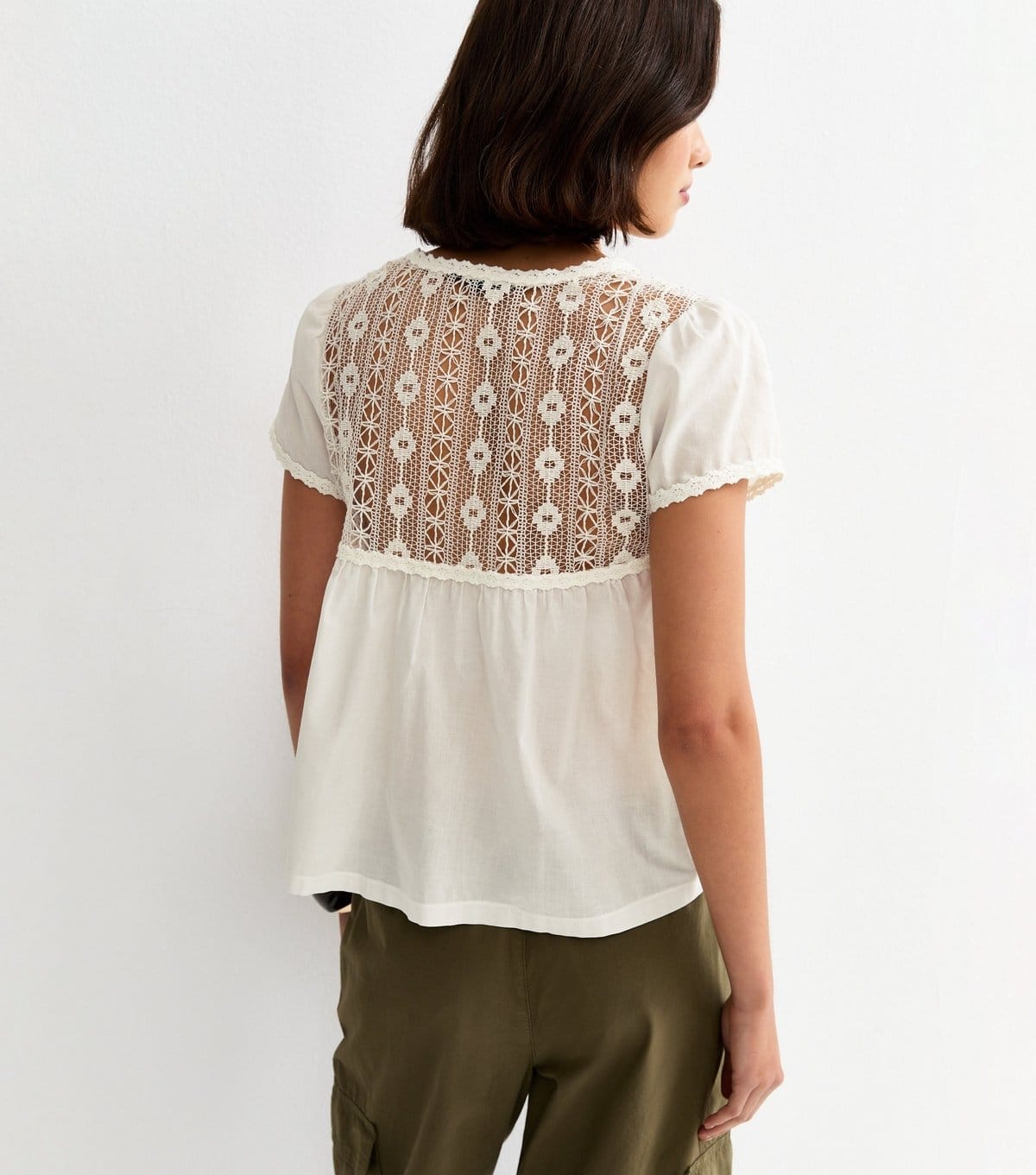 New Look Women's Cream Lace Panel Button Up Blouse New Look - 4