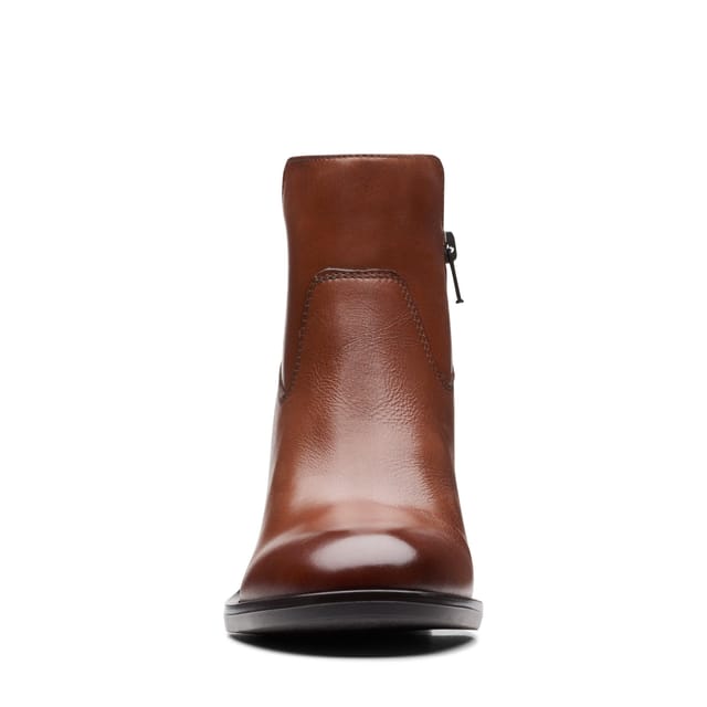 Clarks Clarks Women's Valvestino Lo Dark Tan Leather Ankle Boots in Brown - 3