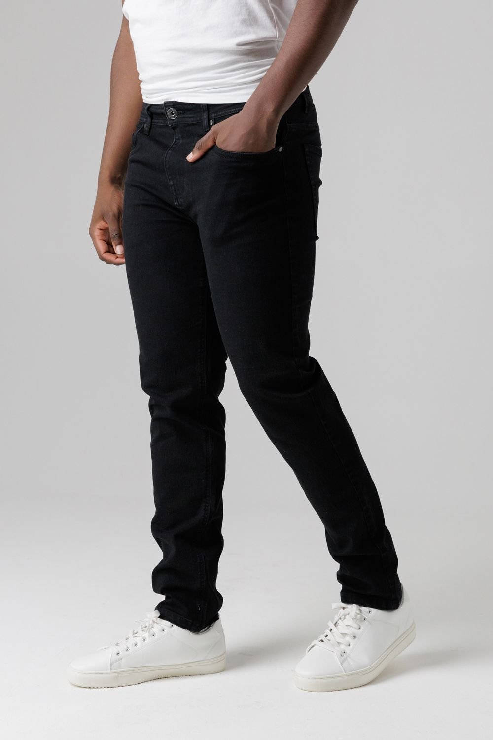 Tokyo Laundry Tokyo Laundry Men's Straight Fit Cotton Blend Jeans in Black - 3