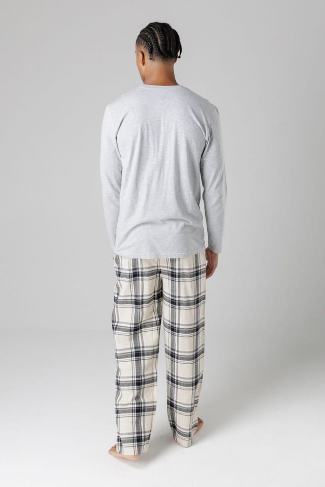 Tokyo Laundry Tokyo Laundry Men's Cotton Crew Neck Pyjama Set in Mid Grey - 2