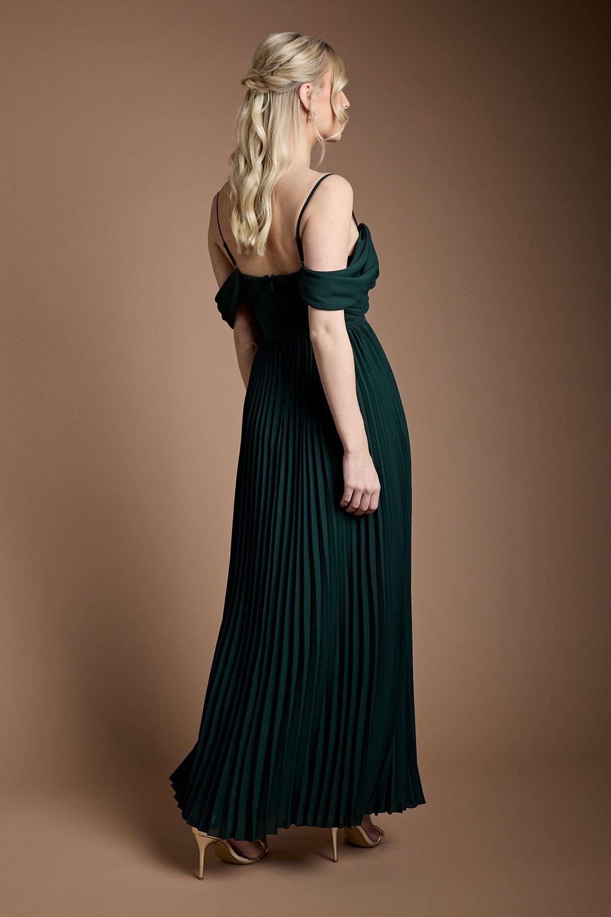 Coast Coast Women's Bardot Pleated Maxi Bridesmaid Dress in Emerald - 3