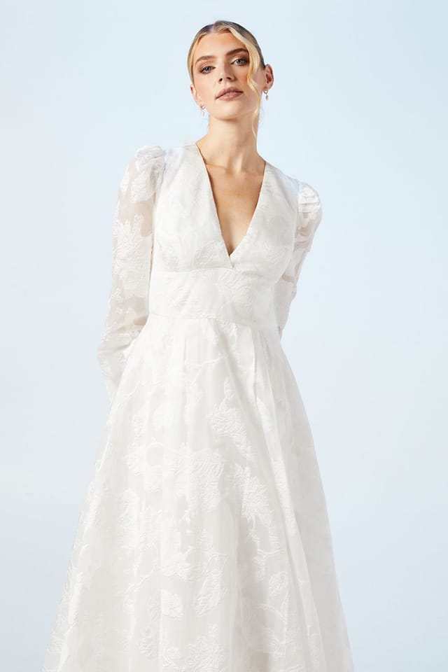 Coast Coast Women's Plunge Neck Organza Jacquard Blouson Sleeve Wedding Dress in Ivory - 2