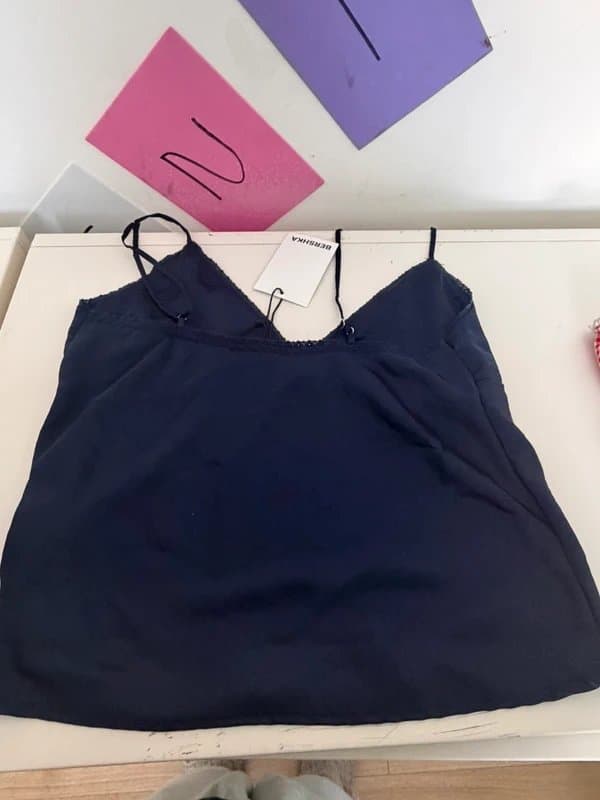 Bershka Upto bargain - Bershka new blue tank top