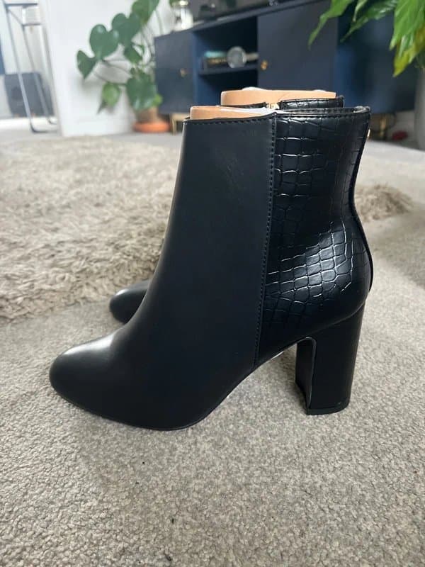 New Look New Look vegan leather boots BNWT