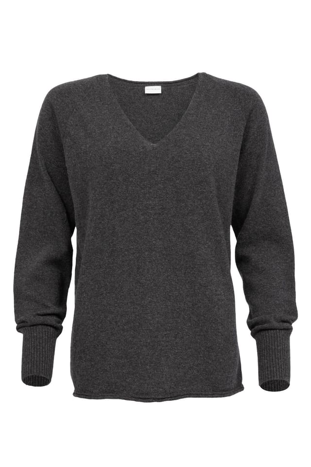 Celtic & Co Celtic & Co Women's Geelong Wool Slouch V-Neck Sweater in Dark Grey - 2