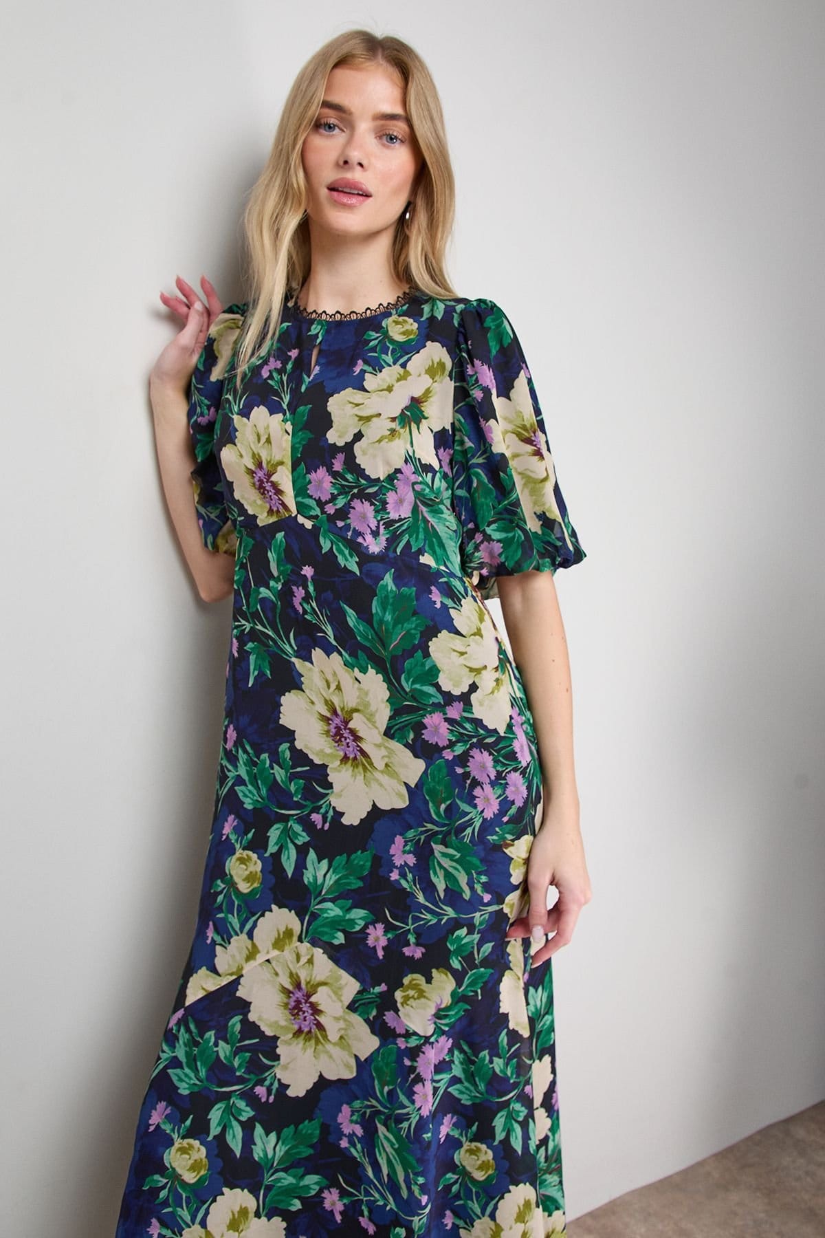 Oasis Oasis Women's Puff Sleeve Trim Detail Panelled Tea Dress in Navy - 4