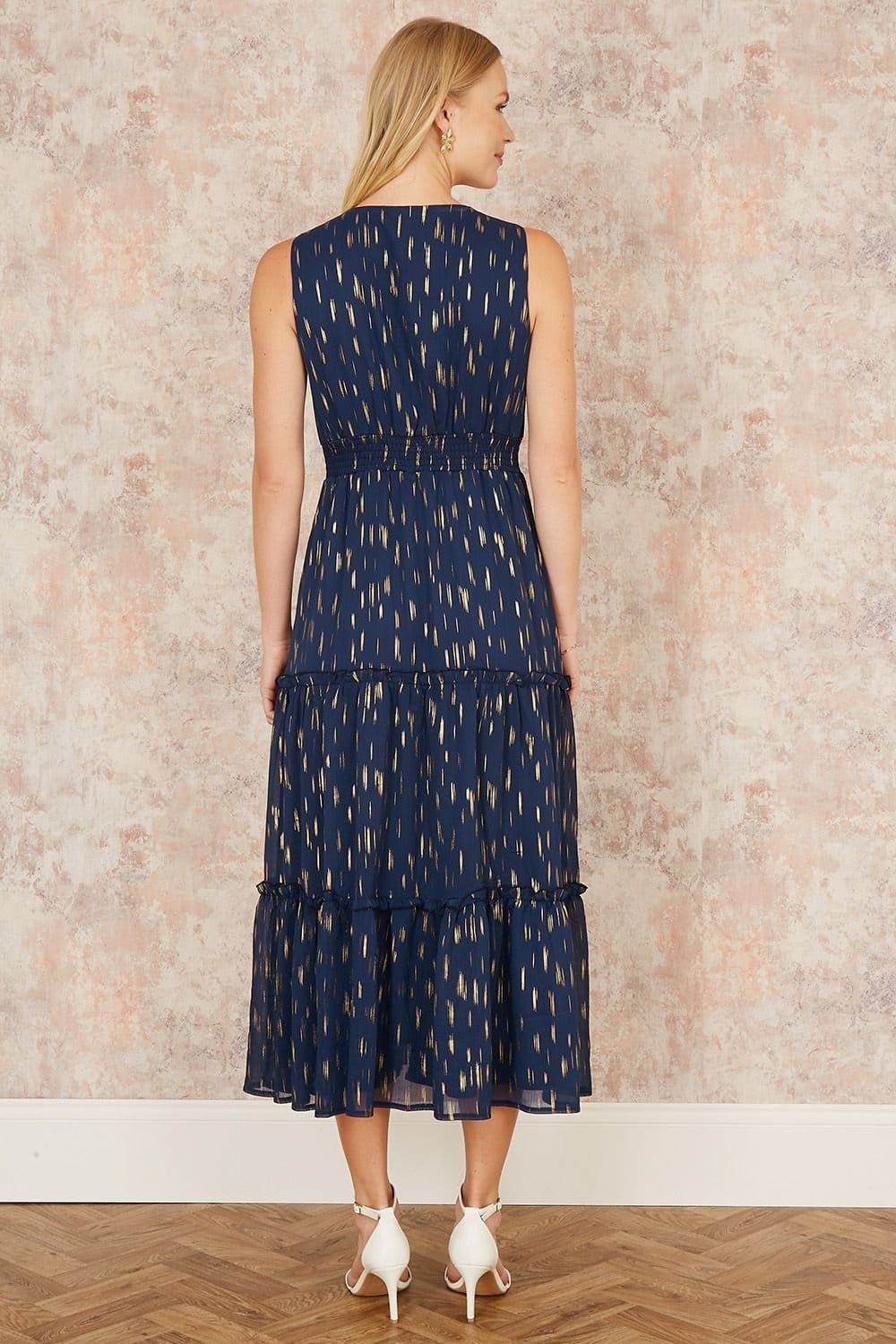 Yumi Yumi Women's Navy Foil Print Ruched Waist Midi Dress With Tie Notch Neckline - 4