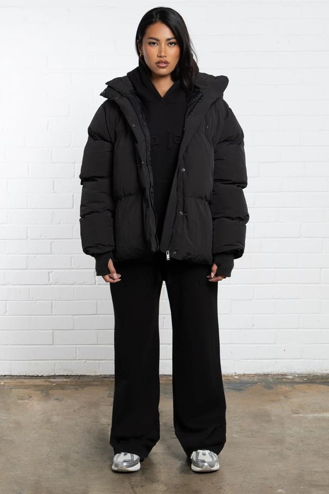 Kaiia Kaiia Studio Logo Oversized Puffer Coat Black - 2