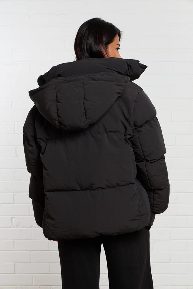 Kaiia Kaiia Studio Logo Oversized Puffer Coat Black - 3