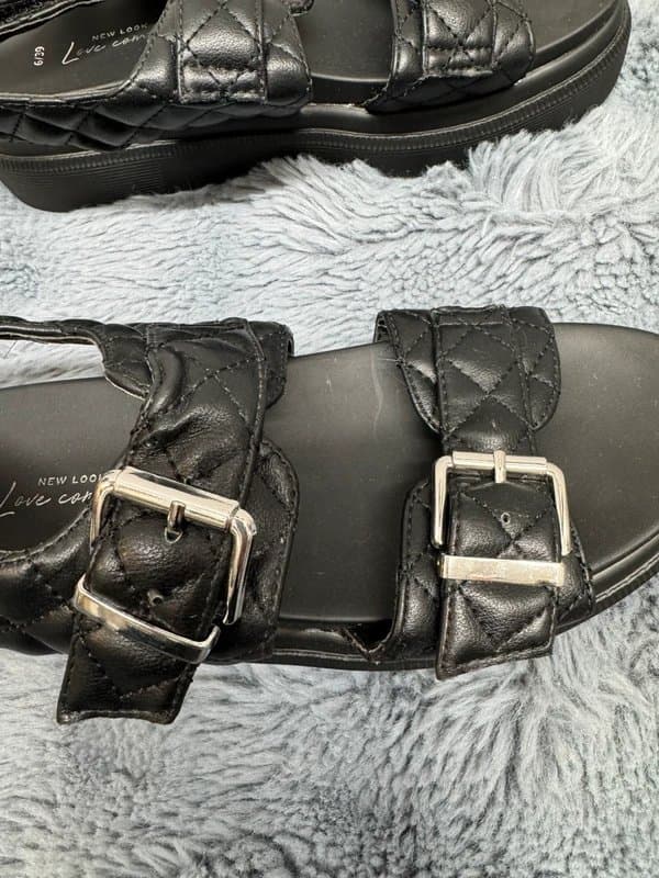 New Look New Look Black Quiled Sandals 39 (UK6) New
