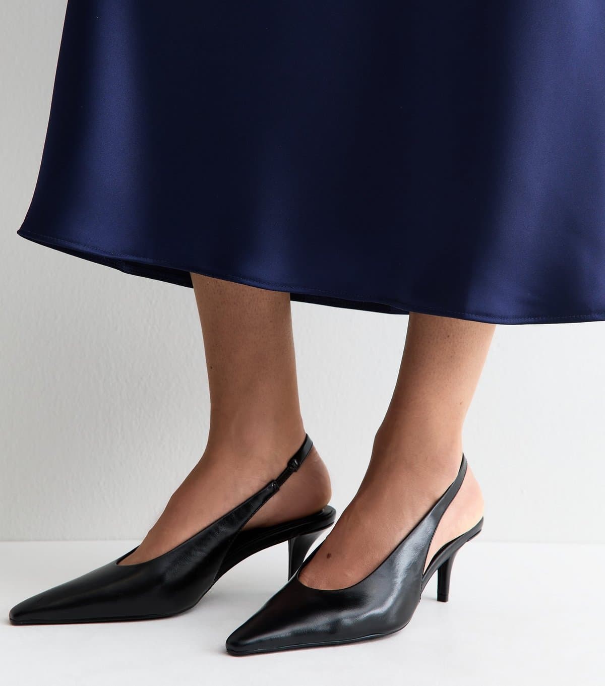 New Look New Look Black Faux Leather Slingback Pumps
