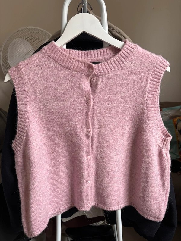 ASOS Design Fluffy Knit Pink Waistcoat - 1