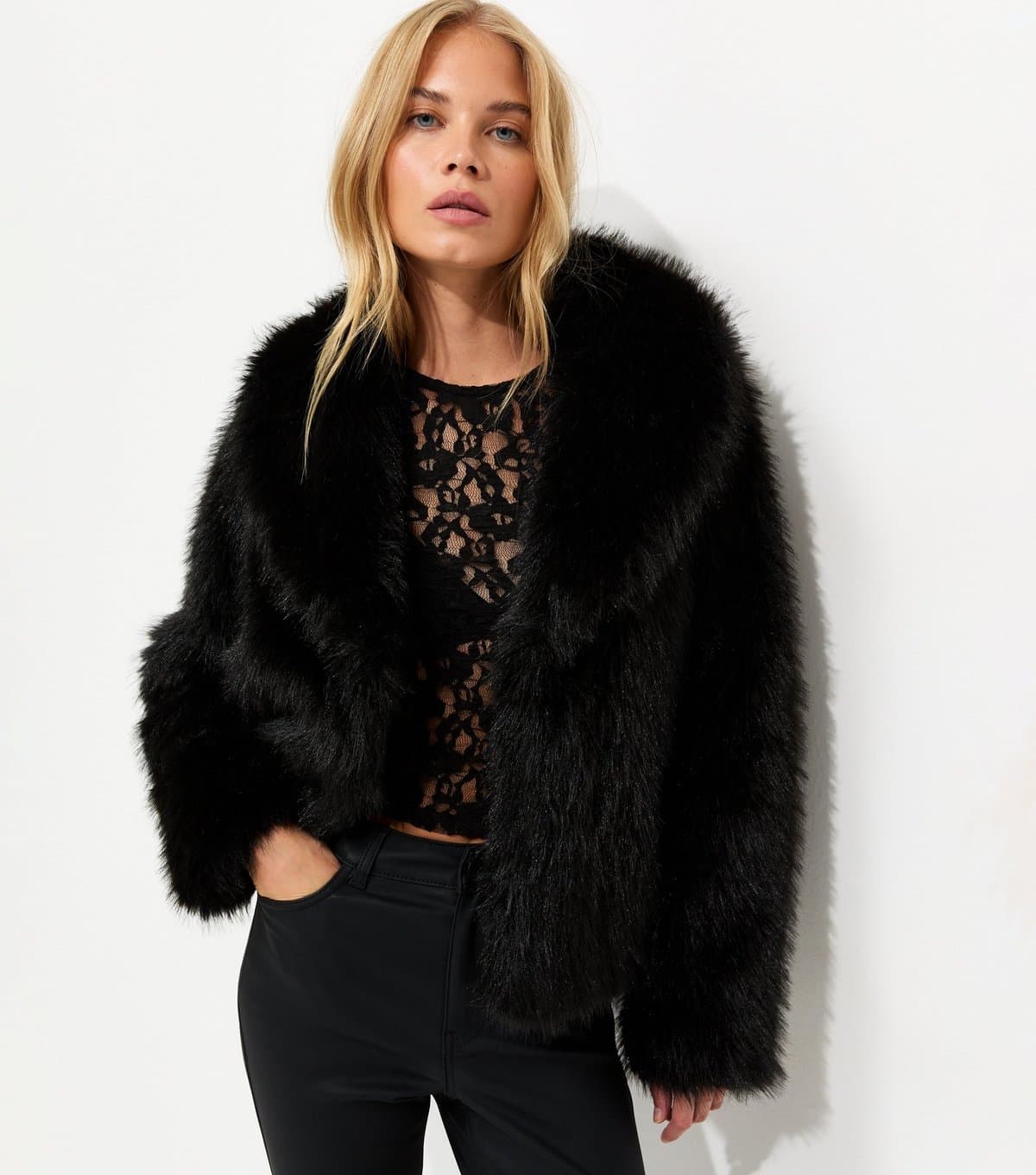New Look Women's Black Faux Fur Shawl Collar Jacket New Look