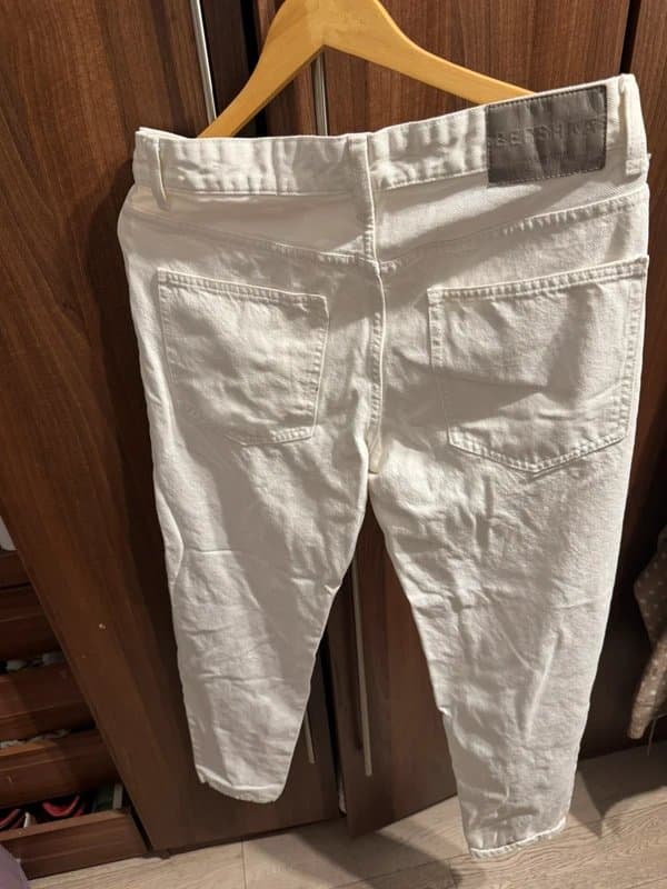 Bershka Bershka White straight fit jeans