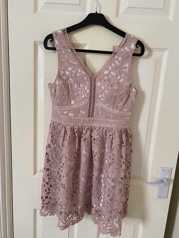 New Look Lovely Crochet Mini Pink Dress (Petite)