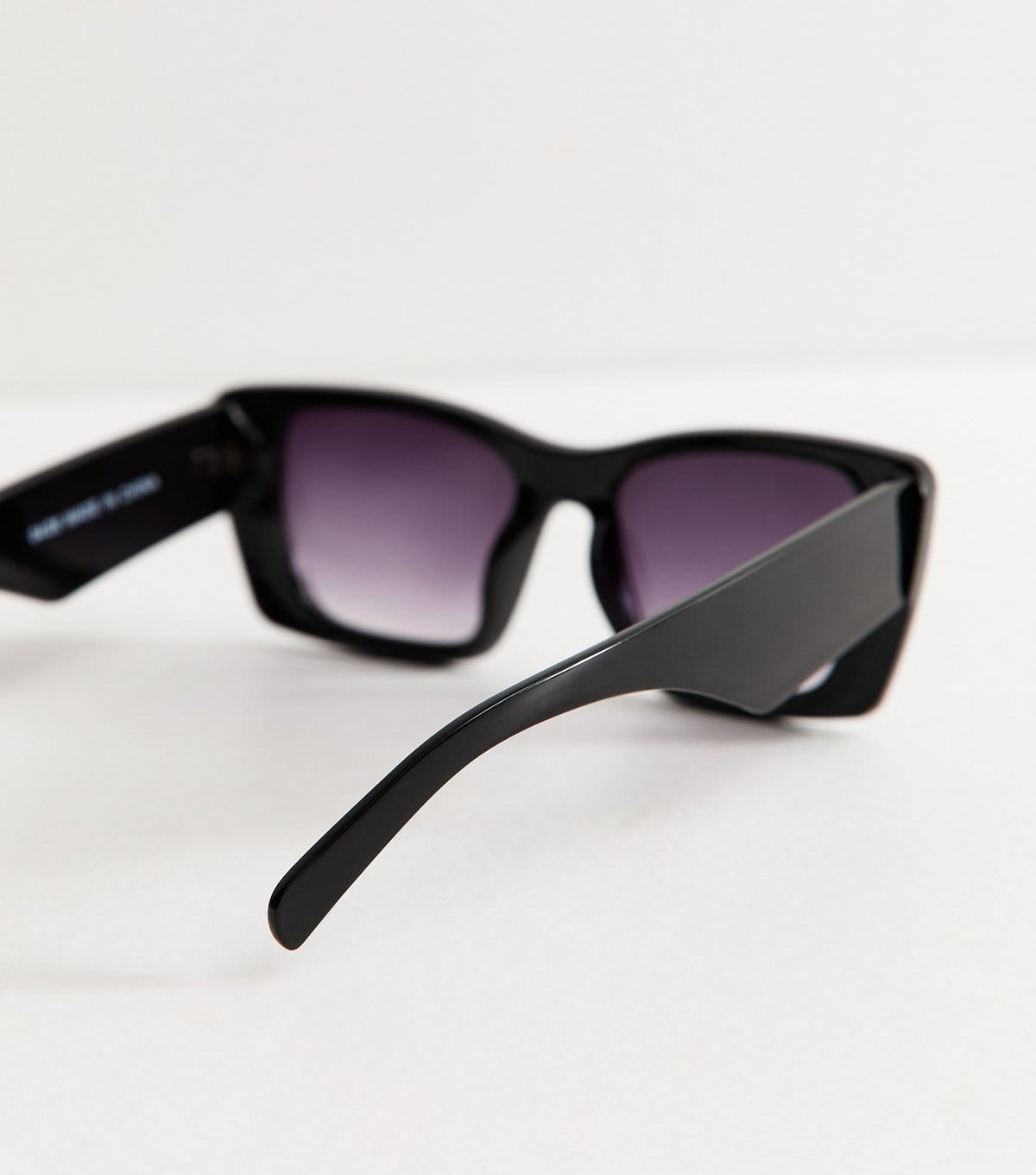 New Look Black Rectangle Framed Sunglasses New Look - 4
