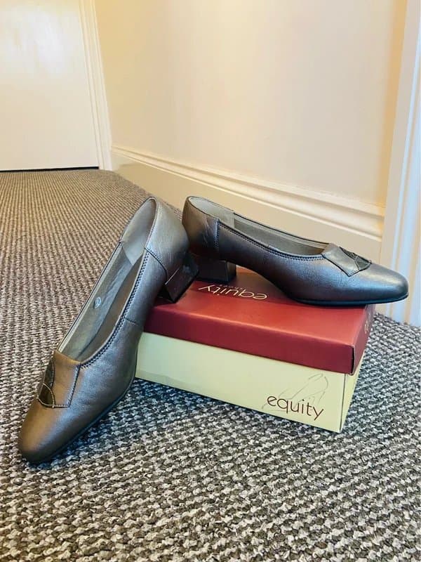 Equity Court shoe