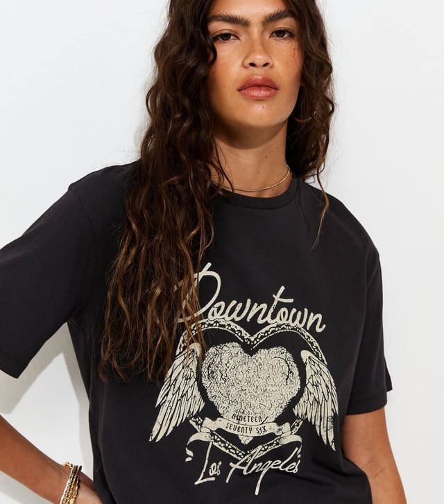 New Look Women's Black Cotton Downtown Los Angeles Heart Lace Trim T-Shirt New Look - 2