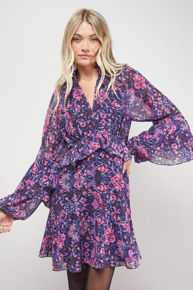 Oasis Oasis Women's Printed Fluted Sleeve Ruffle Detail Mini Dress in Purple - 2