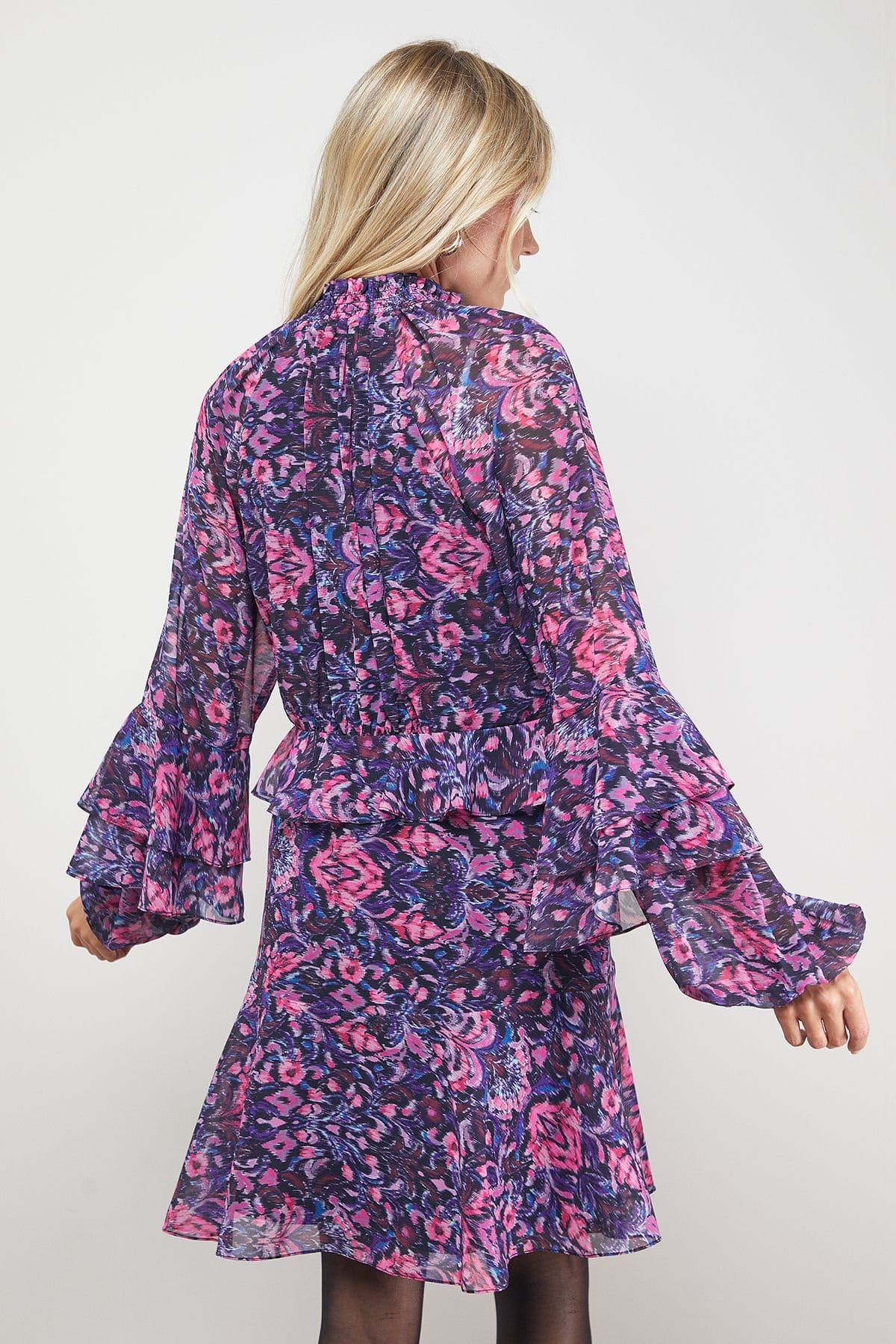 Oasis Oasis Women's Printed Fluted Sleeve Ruffle Detail Mini Dress in Purple - 4
