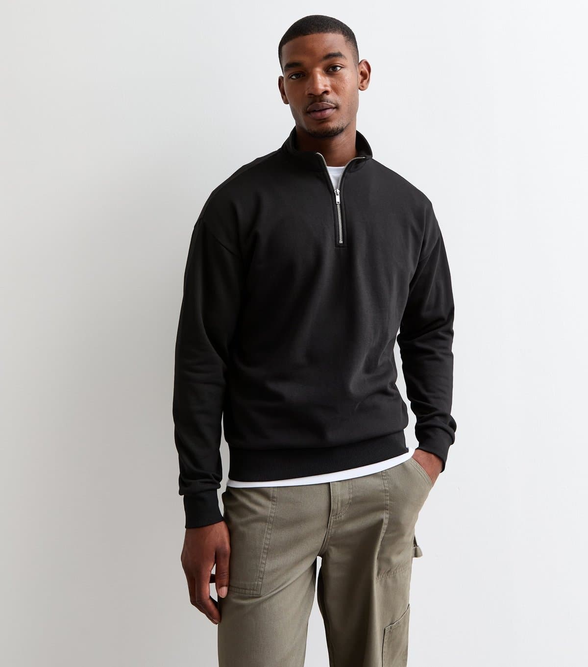 New Look Men's Black Relaxed Quarter Zip Sweatshirt New Look