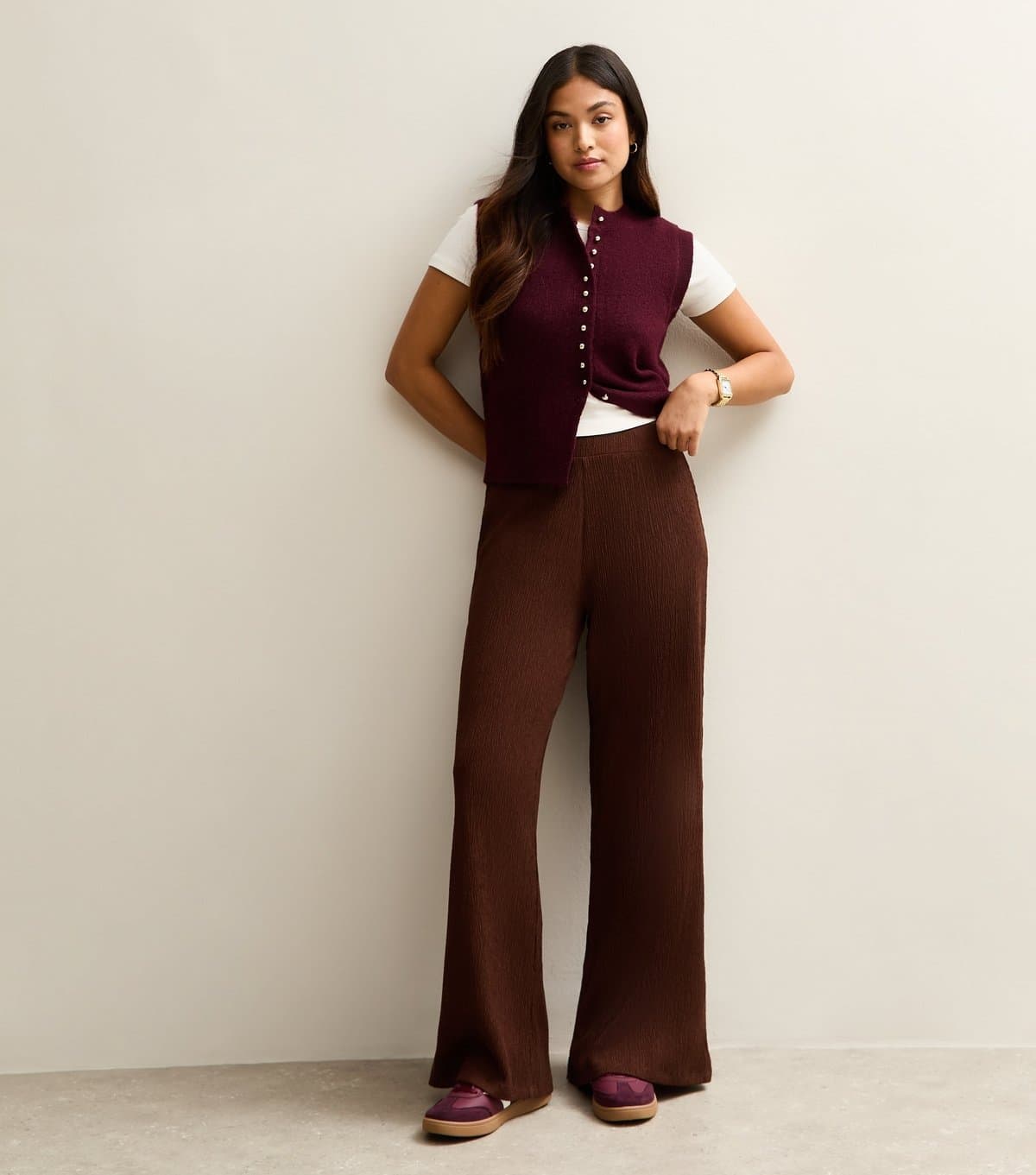 New Look Women's Petite Dark Brown Crinkled Jersey Wide Leg Trousers New Look