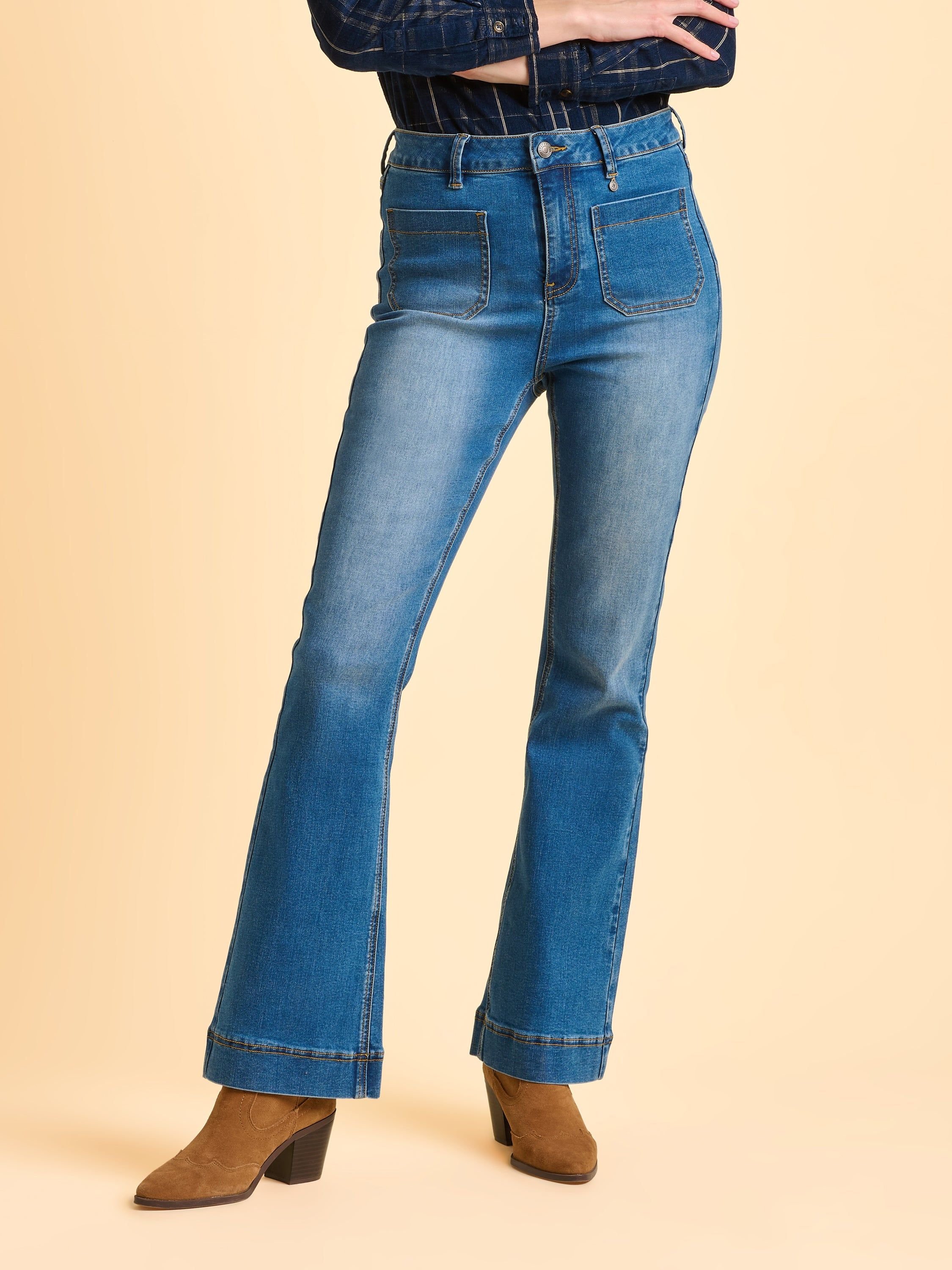 Brakeburn Brakeburn Women's Lumi Jean in Blue - 4