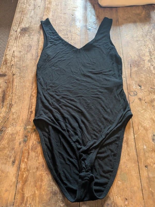 New Look New look black v neck bodysuit size 12