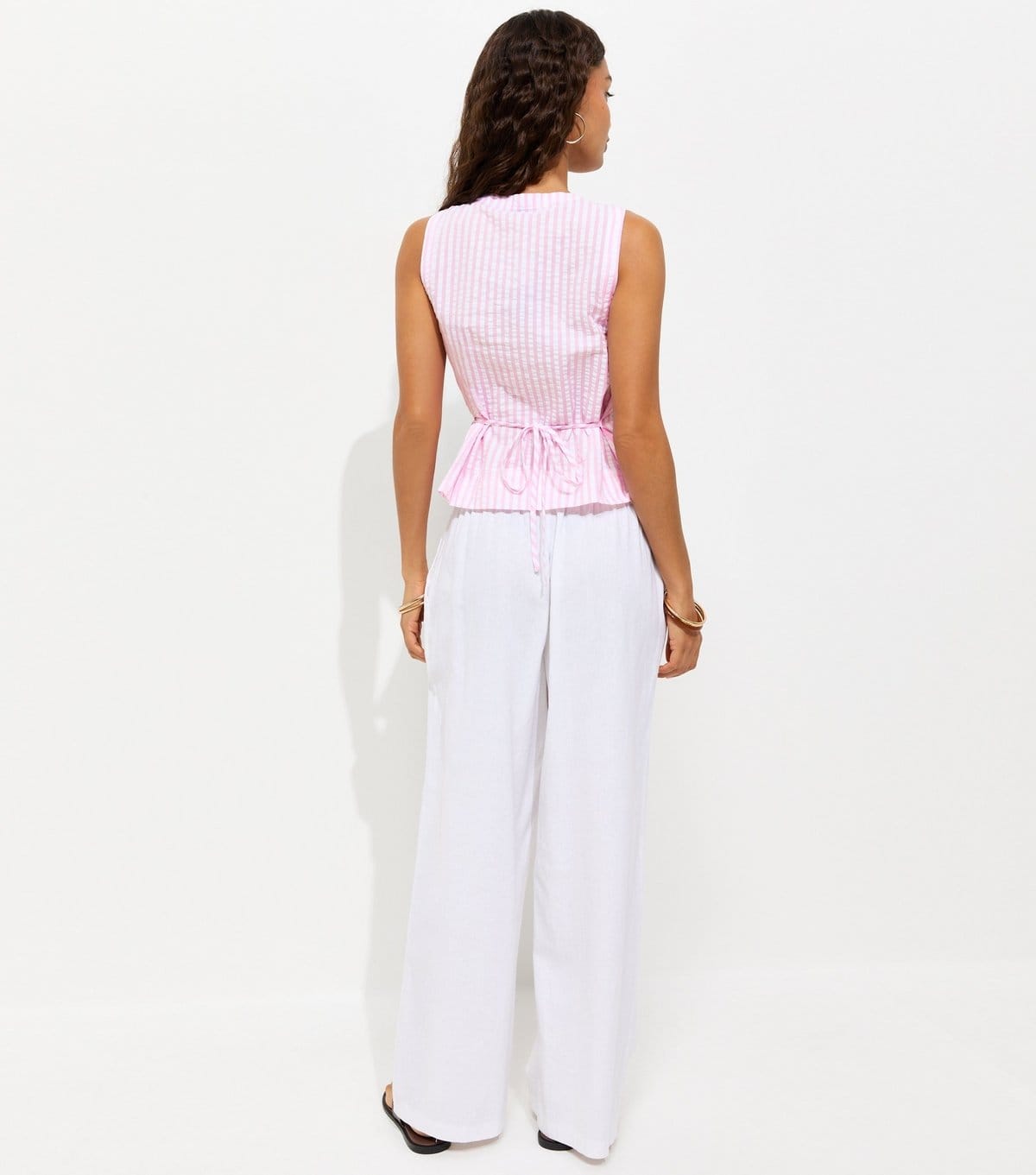 New Look Women's Petite Pink Seersucker Stripe Button Front Waistcoat New Look - 4