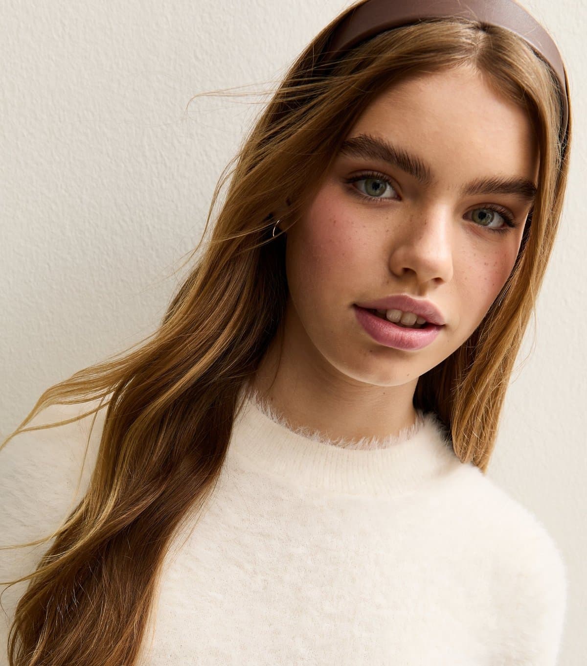 New Look Girls' Off White Fluffy Knit Top New Look
