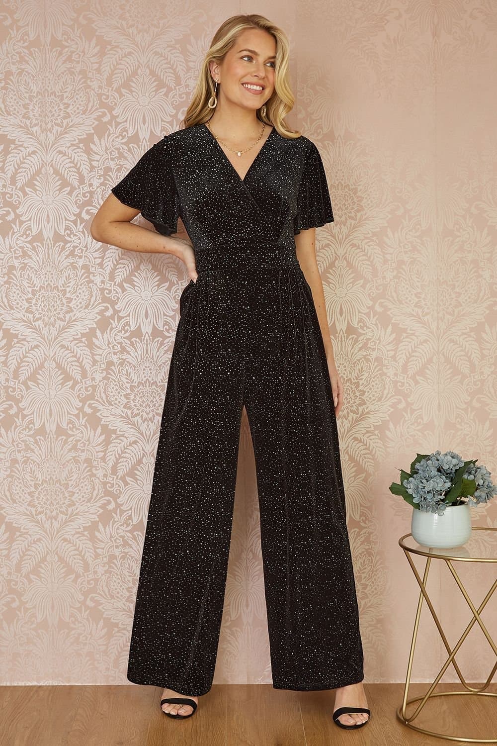Yumi Yumi Women's Black Sparkle Velvet Jumpsuit