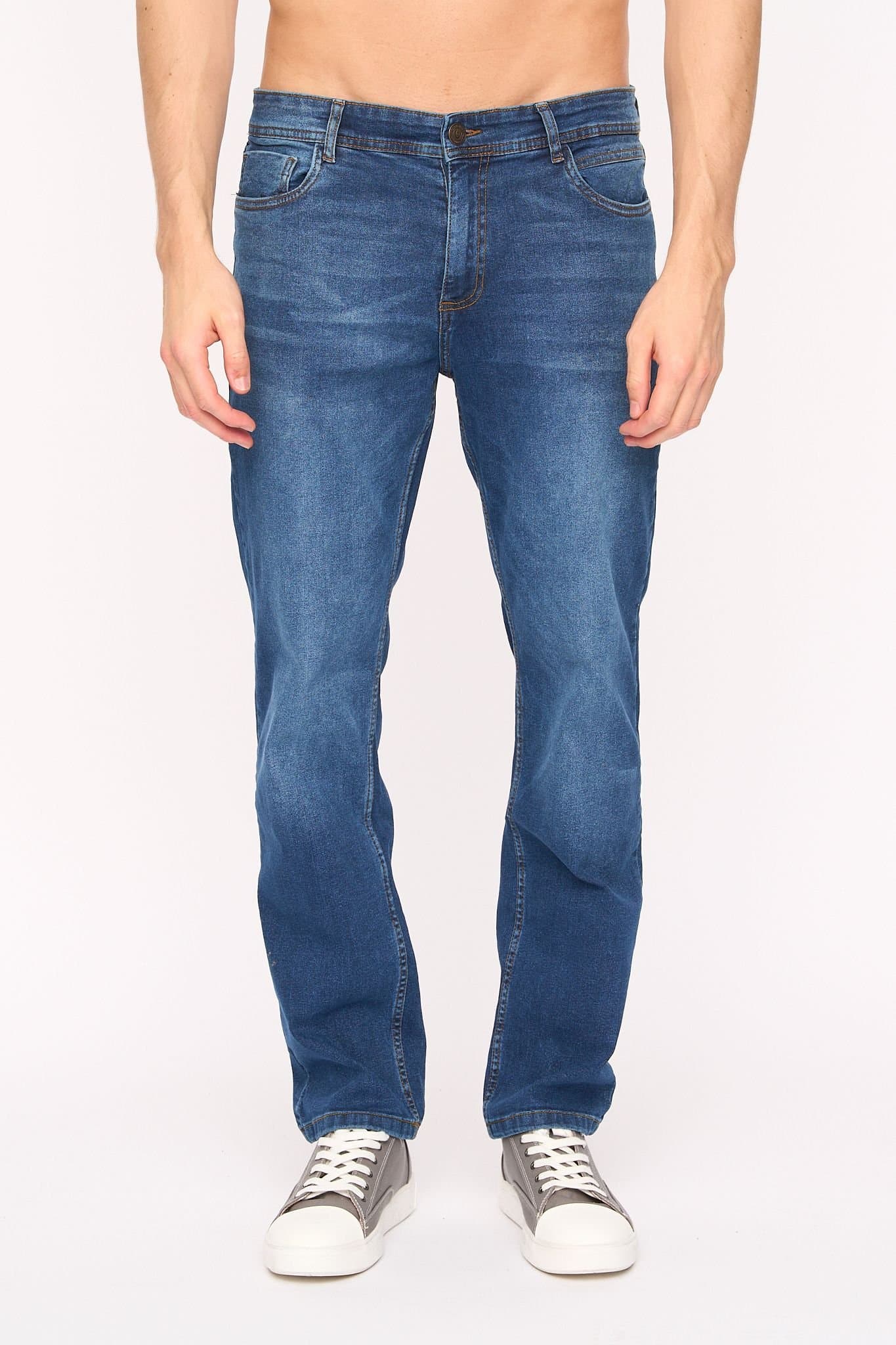 Duck&Cover Duck&Cover Men's Crestline Classic Straight Leg Comfort Stretch Jeans in Mid Blue