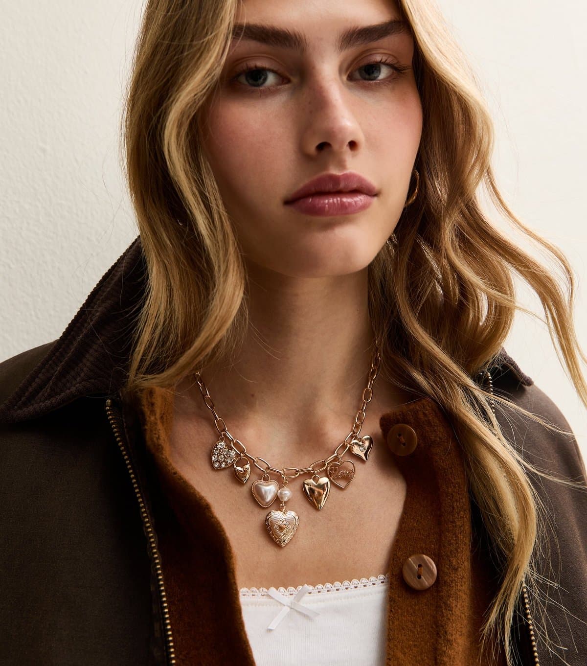 New Look Gold Tone Embellished Heart Necklace New Look