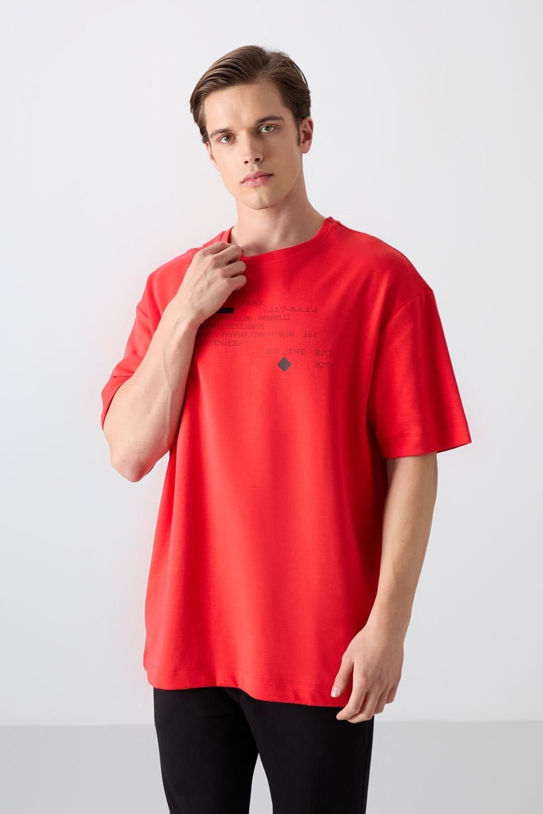 Tommy Life Tommy Life Men's Oversized Printed Crew Neck T-Shirt in Red