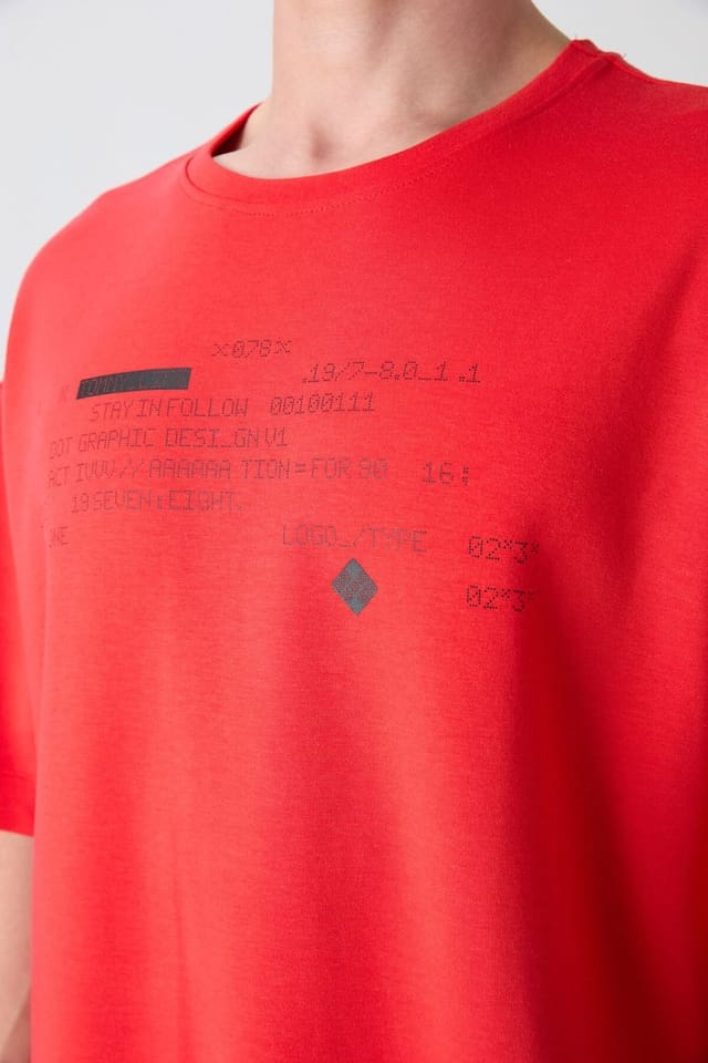 Tommy Life Tommy Life Men's Oversized Printed Crew Neck T-Shirt in Red - 3
