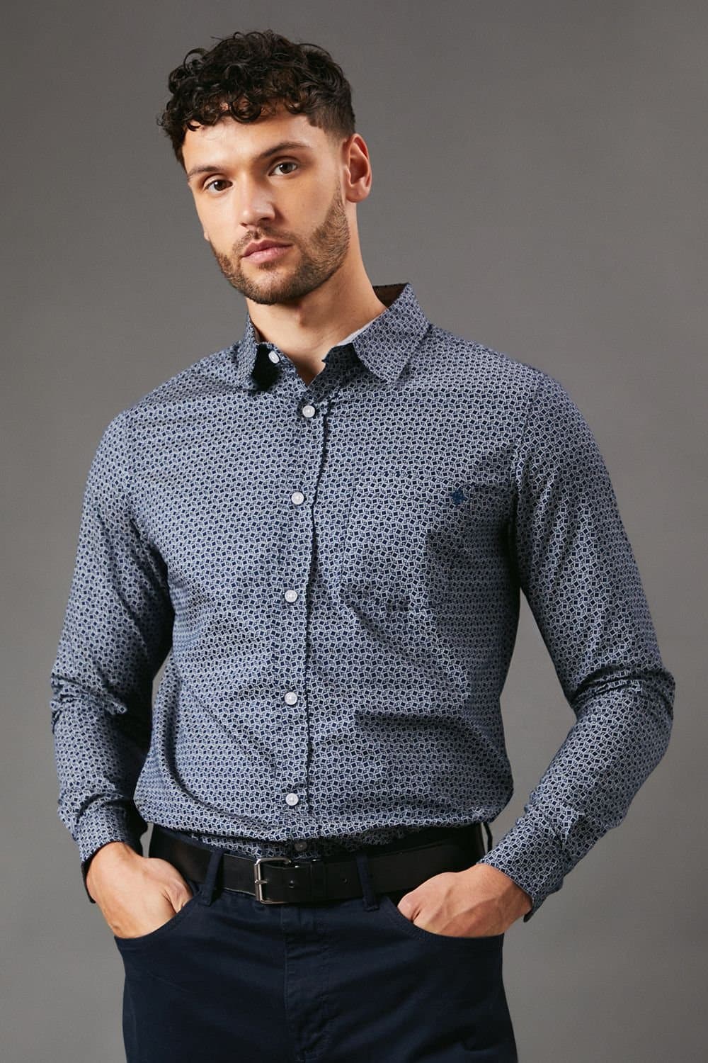 Maine Maine Men's Navy Abstract Shape Print Long Sleeve Shirt