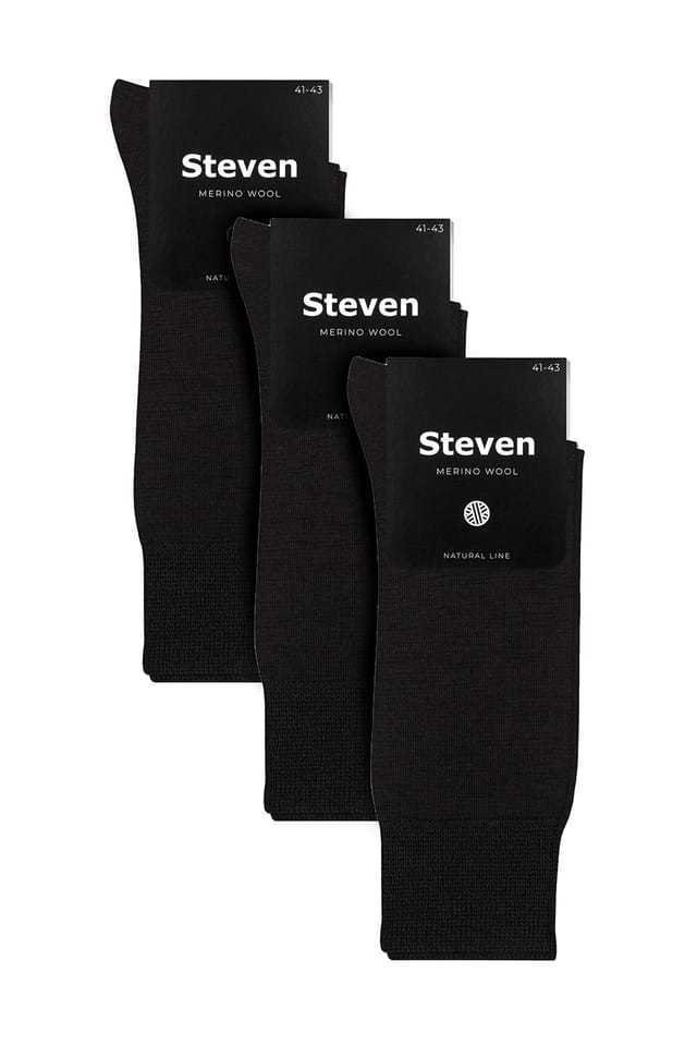 Steven Steven Men's 3 Pairs Warm Merino Wool Socks in Black - 2
