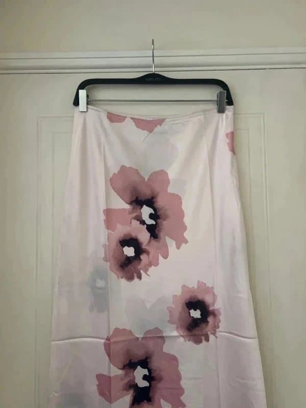 ASOS ASOS satin floral print pink maxi skirt - size 14 . New & Tagged