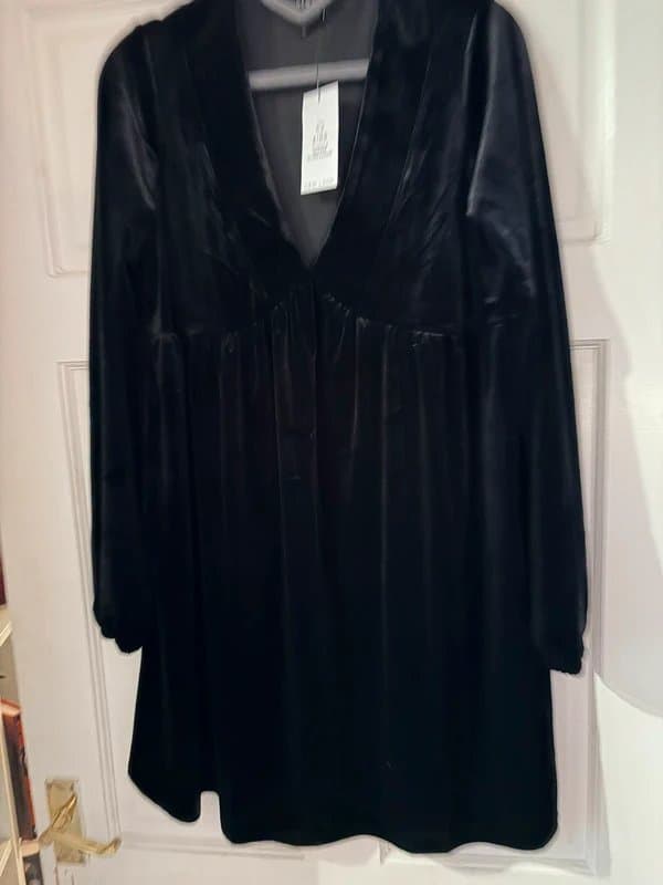 New Look New Look Velvet Smock Dress - size 10