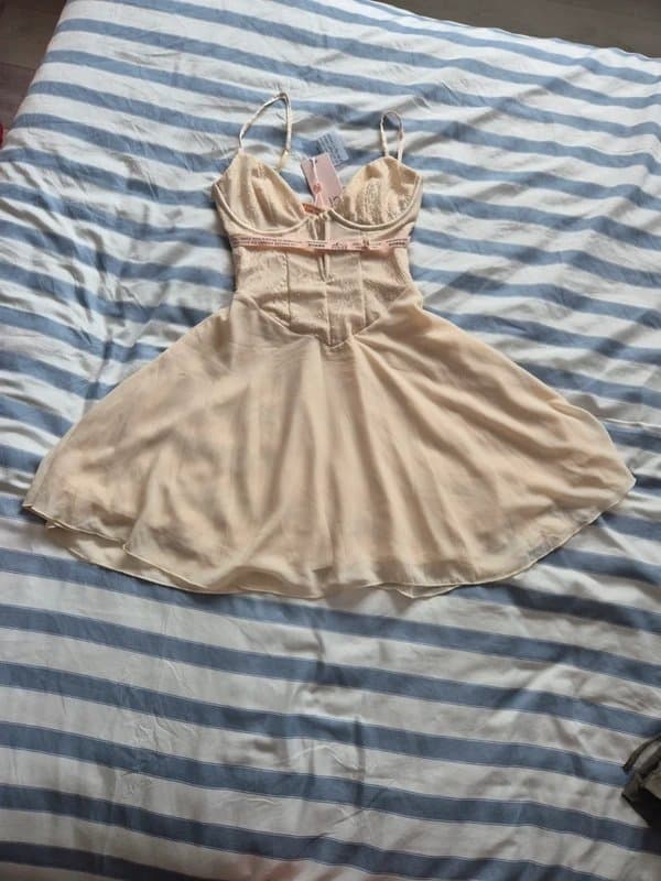 Oh Polly Ivory oh polly dress